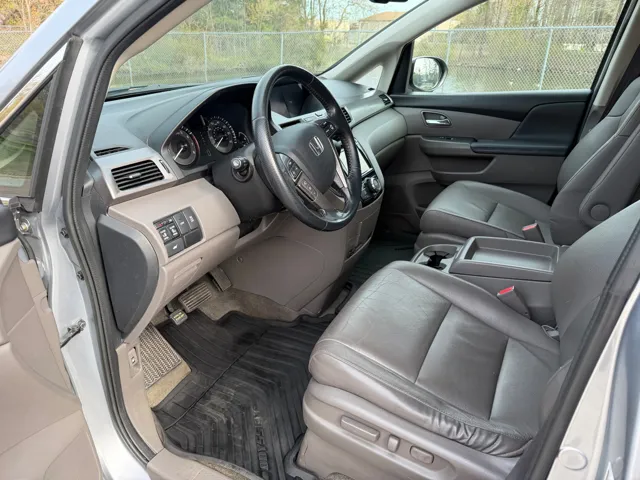 2017 Honda Odyssey EX-L - Photo 23