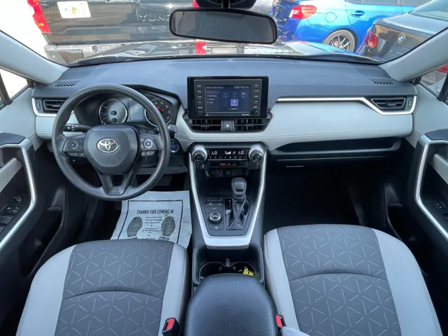 2022 Toyota RAV4 Hybrid photo 7