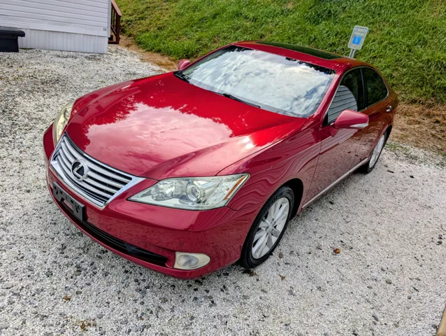 2010 Lexus ES 350 photo 4