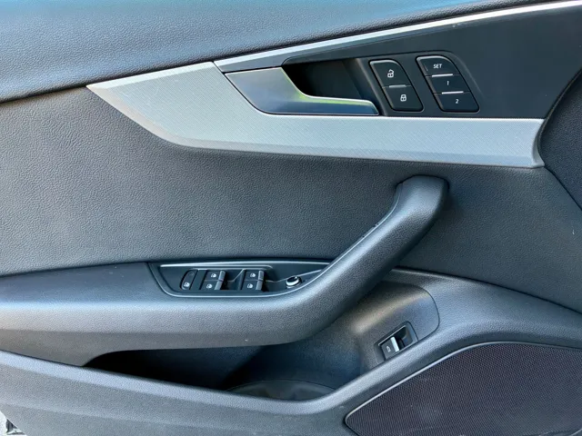 2017 Audi A4 Premium - Photo 15
