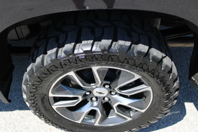 2024 Chevrolet Silverado 1500 RST - Photo 14