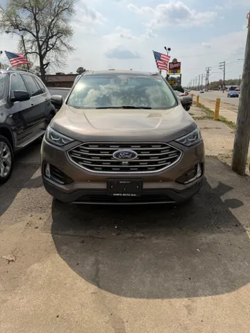 2019 Ford Edge Titanium's photo