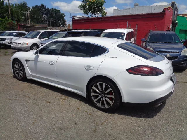 2015 Porsche Panamera S - Photo 68