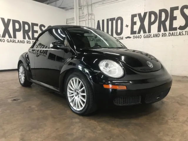 2007 Volkswagen New Beetle 2.5's photo