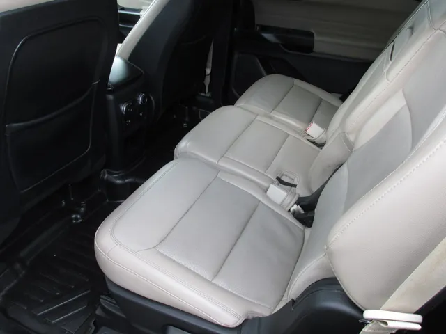 2020 Ford Explorer Limited - Photo 10