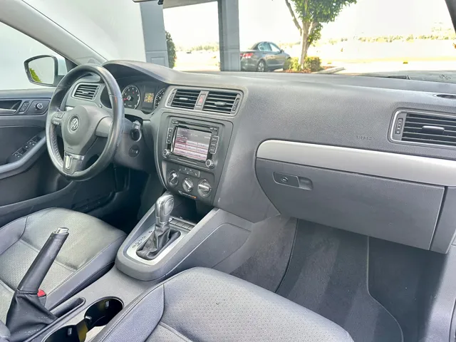 2014 Volkswagen Jetta SE - Photo 38