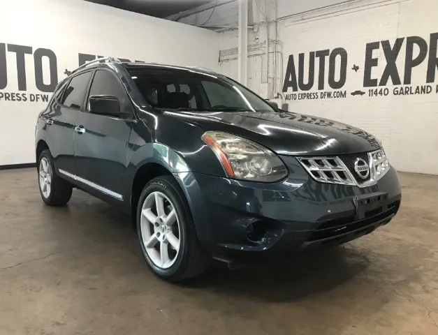 2014 Nissan Rogue Select