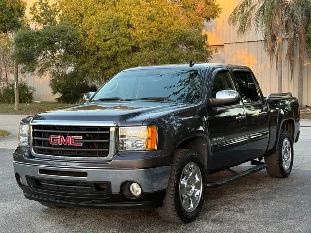 2011 GMC Sierra 1500 SLE's photo