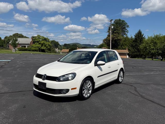 2014 Volkswagen Golf 2.0L 4-Door TDI