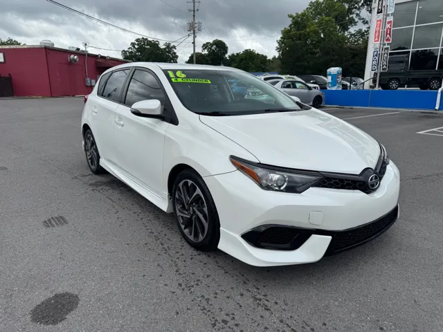 2016 Scion iM Base