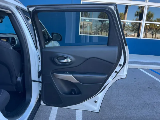 2017 Jeep Cherokee Latitude - Photo 27