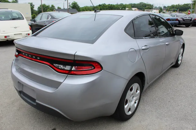 2016 Dodge Dart SE - Photo 8