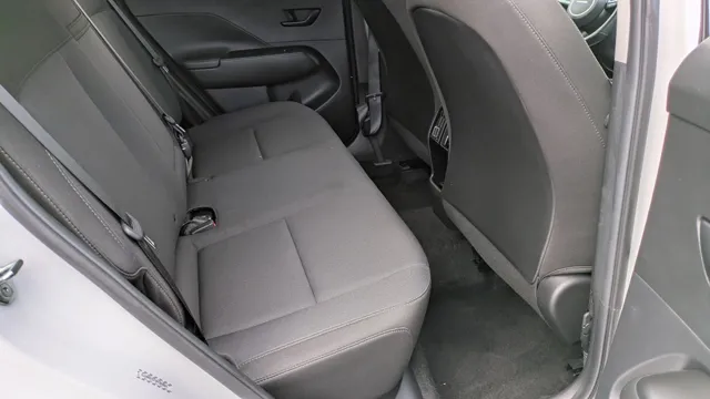 2025 Hyundai Kona SEL - Photo 25