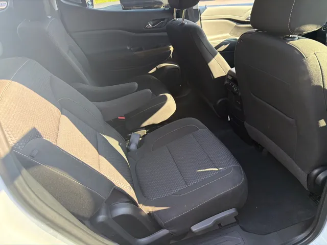 2022 GMC Acadia SLE - Photo 12