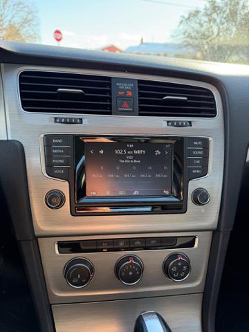 2015 Volkswagen Golf TDI S 6A