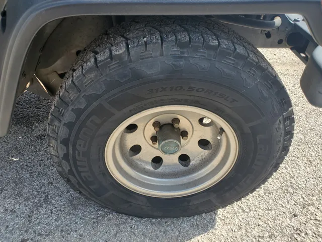 1998 Jeep Wrangler SE TJ photo 12