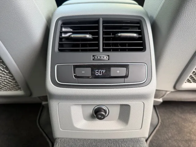 2017 Audi A4 Premium - Photo 16