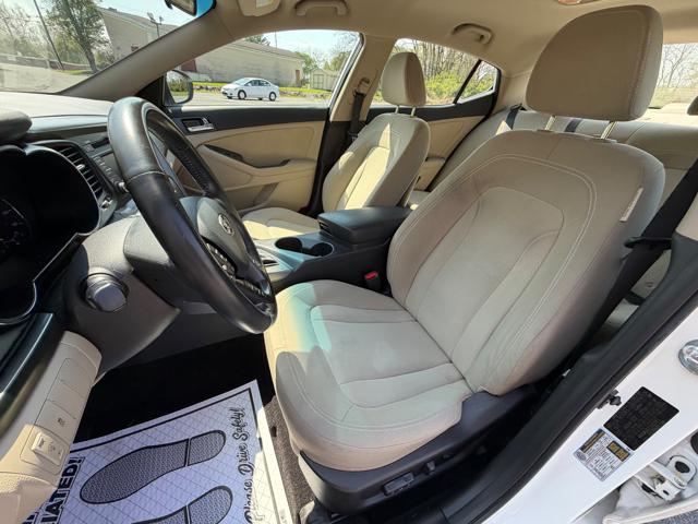 2012 Kia Optima Hybrid Sedan