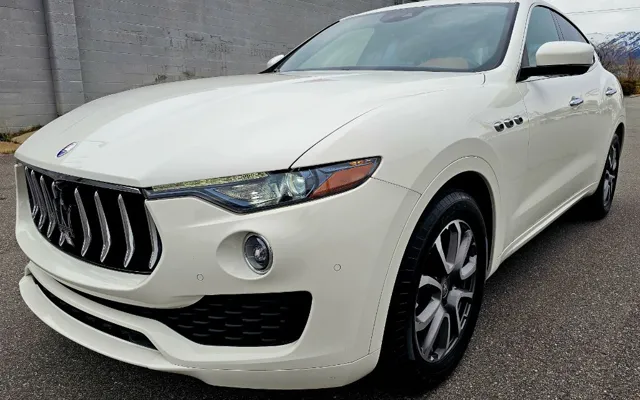 2019 Maserati Levante Levante's photo