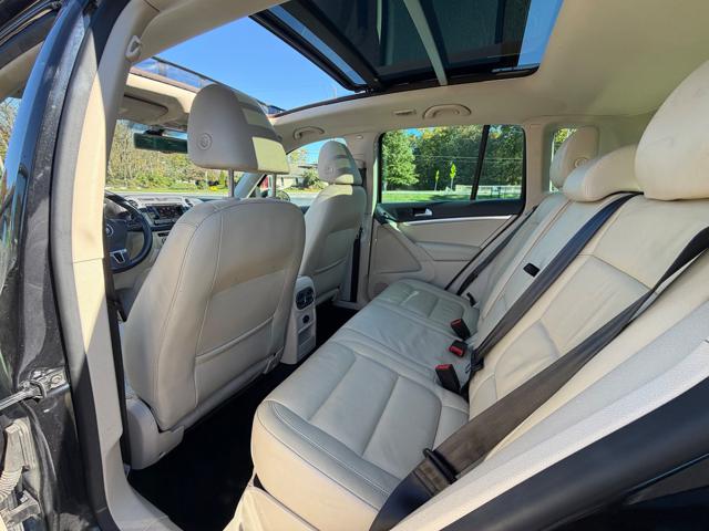 2013 Volkswagen Tiguan 2.0T SEL 4Motion
