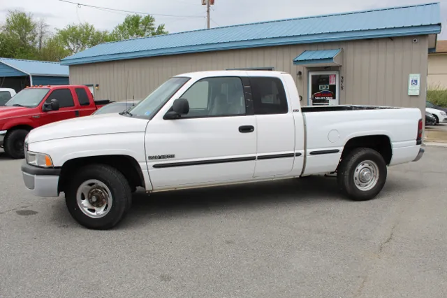 1999 Dodge Ram Pickup ST