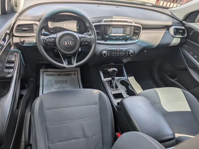 2018 Kia Sorento LX photo 10