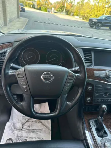 2019 Nissan Armada SL - Photo 10