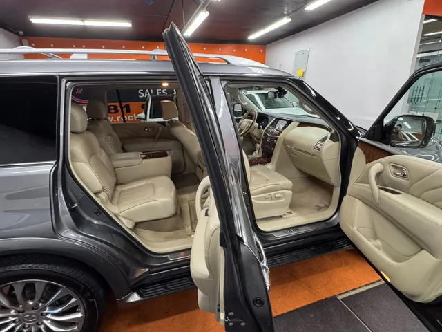 2015 Infiniti QX80 photo 6