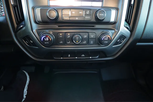 2015 Chevrolet Silverado 1500 LT - Photo 13