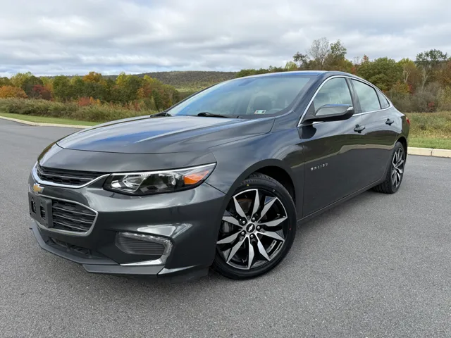 2017 Chevrolet Malibu 1LT's photo