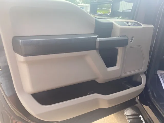 2018 Ford F-450 Super Duty Chassis Cab XL - Photo 6