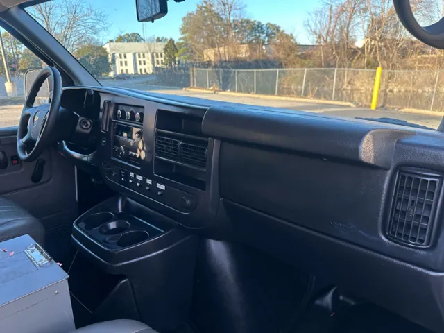 2013 Chevrolet Express Cargo Work Van - Photo 14