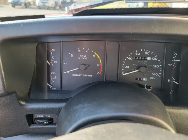 1992 Ford Mustang - Photo 11
