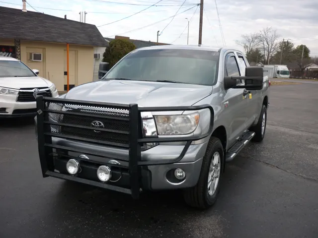 2008 Toyota Tundra SR5's photo