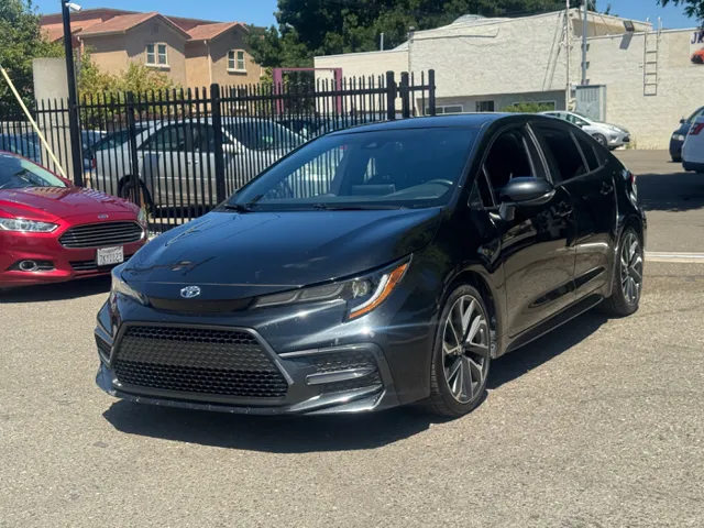 2020 Toyota Corolla SE AT's photo