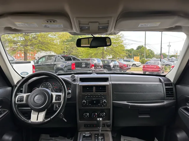 2011 Jeep Liberty Limited - Photo 35