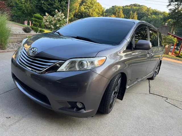 2015 Toyota Sienna