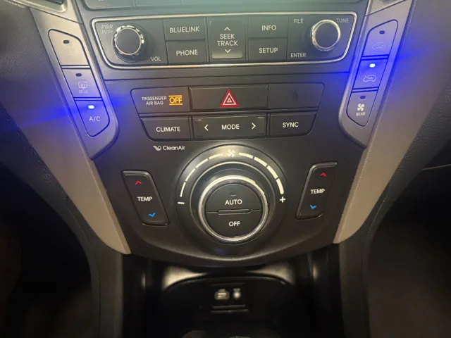 2017 Hyundai Santa Fe Limited Ultimate - Photo 23