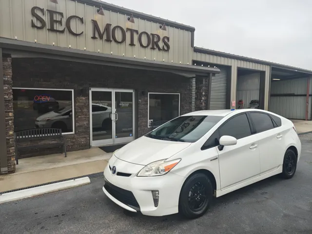 2014 Toyota Prius's photo