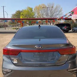 2020 Kia FORTE LXS - Photo 11