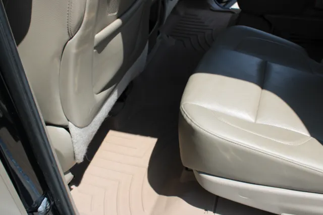 2015 Chevrolet Suburban LTZ - Photo 30