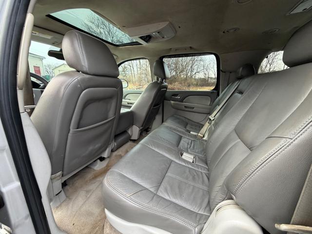 2007 Chevrolet Suburban LT1 1500 4WD