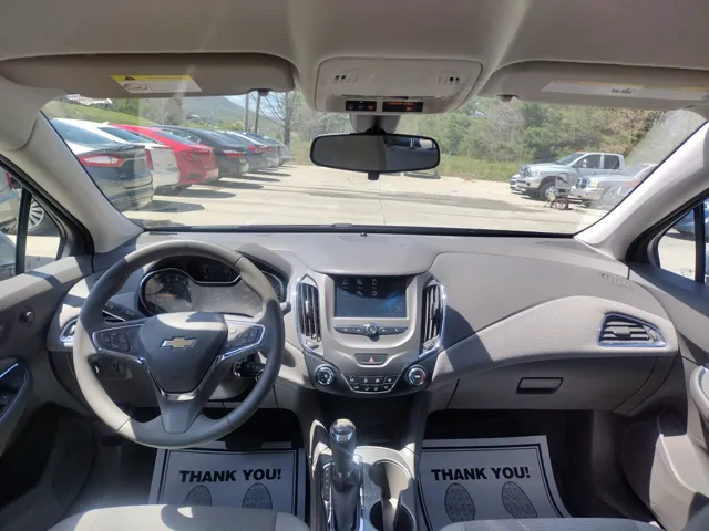 2018 Chevrolet Cruze LT - Photo 9
