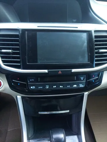 2016 Honda Accord EX-L - Photo 27