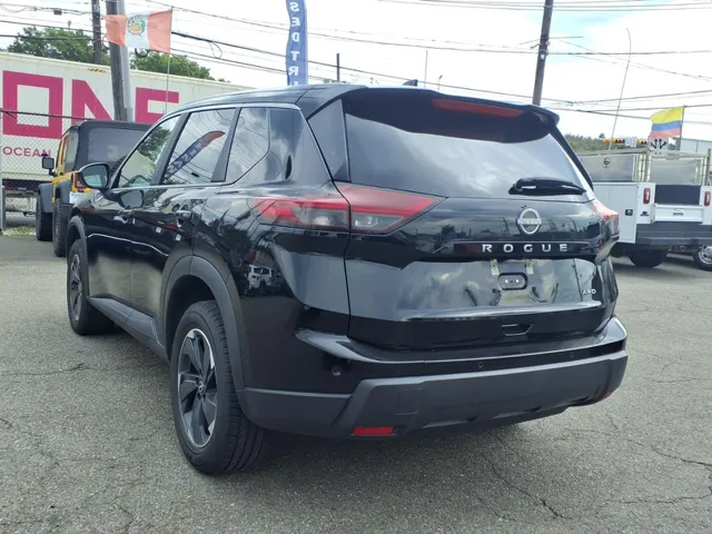 2025 Nissan Rogue 5