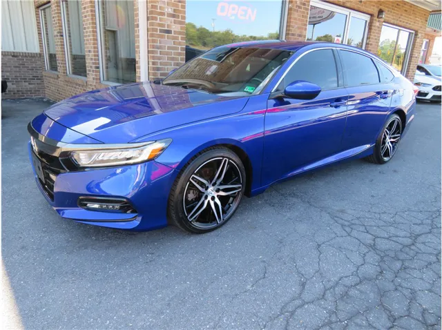 2019 Honda Accord Sport's photo