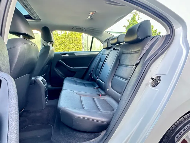 2014 Volkswagen Jetta SE - Photo 29