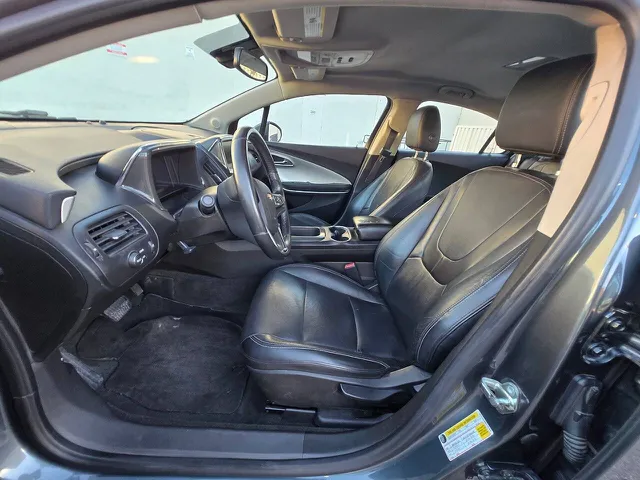 2011 Chevrolet Volt Base - Photo 22