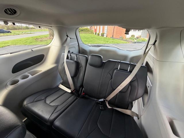 2019 Chrysler Pacifica Touring-L