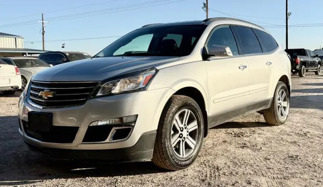 2017 Chevrolet Traverse 2LT's photo